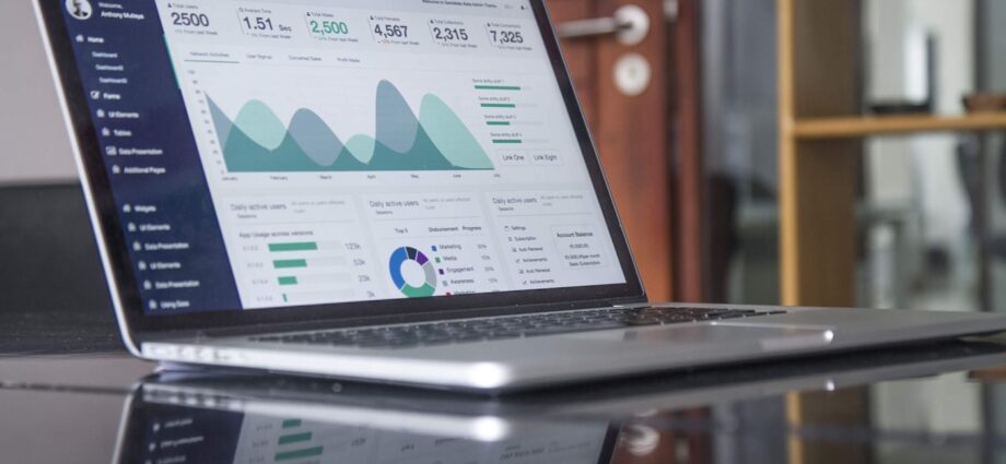 Como aparecer no Google quando o cliente procura solução - estratégia para empresas e negócios