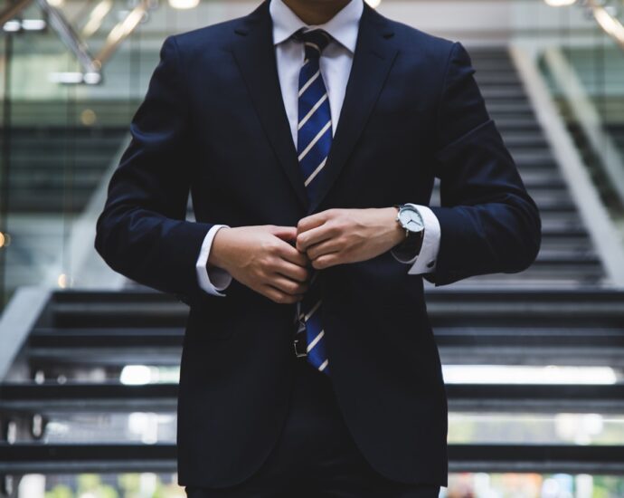 Como melhorar a comunicação entre dono, equipe e cliente - estratégia para empresas e negócios