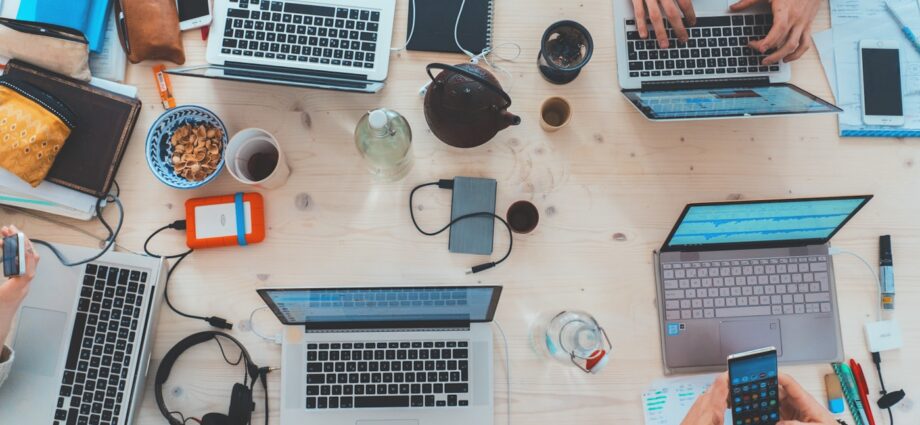Como pequenas empresas podem começar com automação - estratégia para empresas e negócios